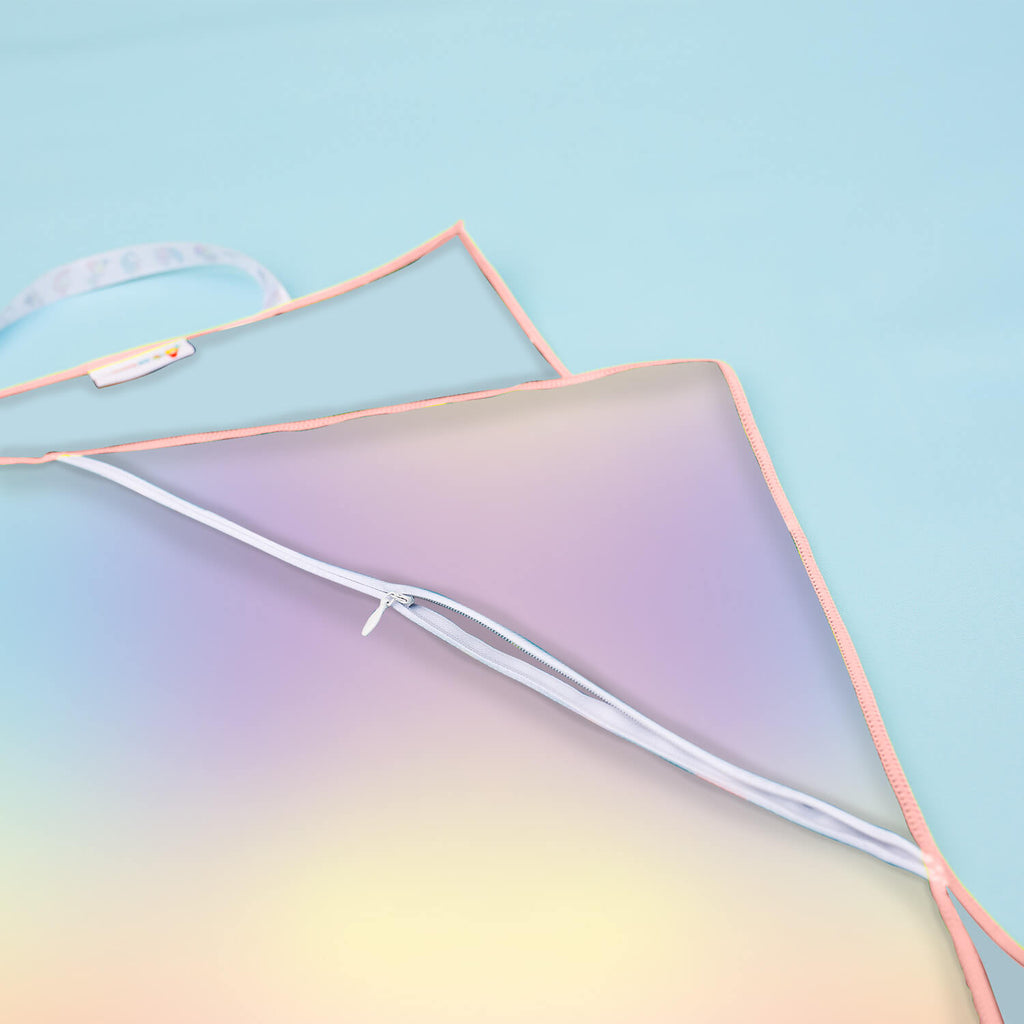 Moasis_Towel_Mini_-_Rainbow_Pastel_Print_002