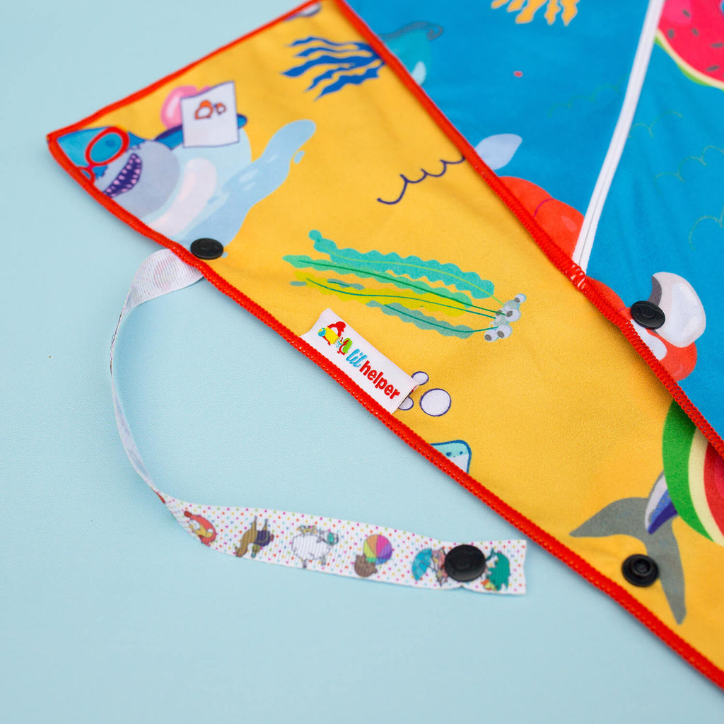 Moasis_Towel_Original_-_Shark_Floaties_Print_003