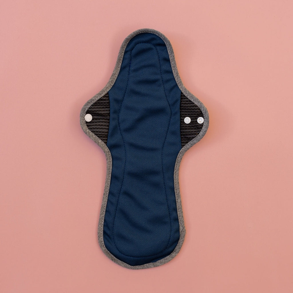 Image for HyPs Active Reusable Pad - size Heavy, design Black Lines