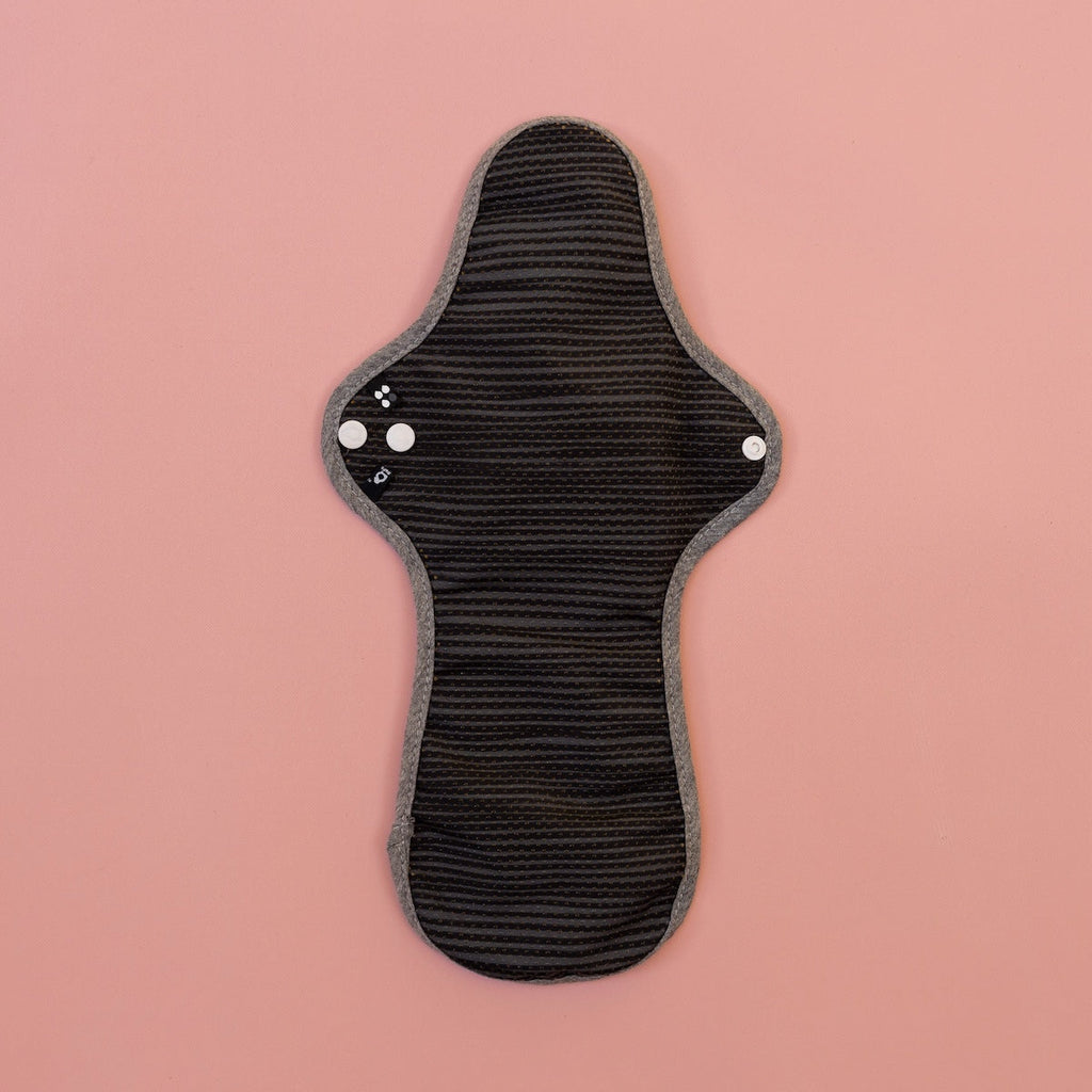 Image for HyPs Active Reusable Pad - size Heavy, design Black Lines