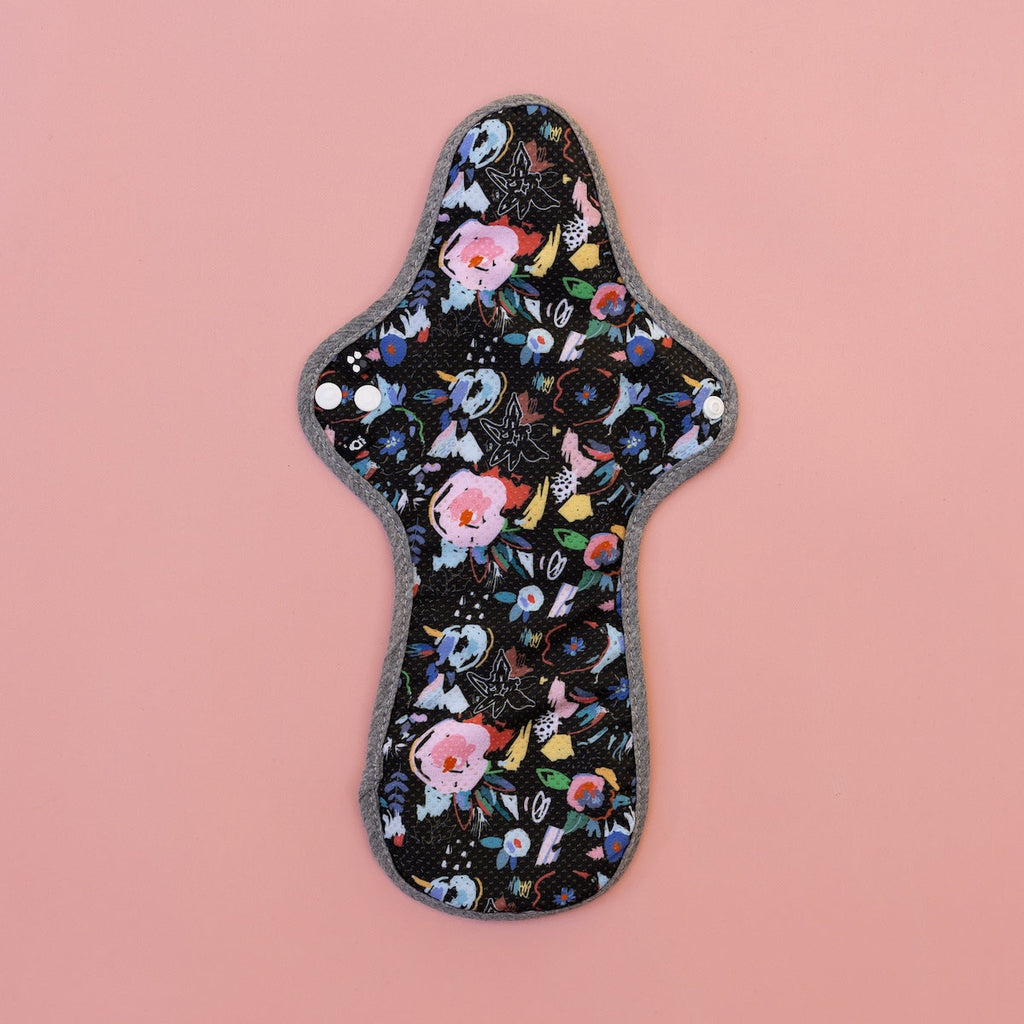 Image for HyPs Active Reusable Pad - size Heavy, design Florals Black